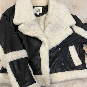 Madden NYC Women's Black and Cream Teddy Jacket